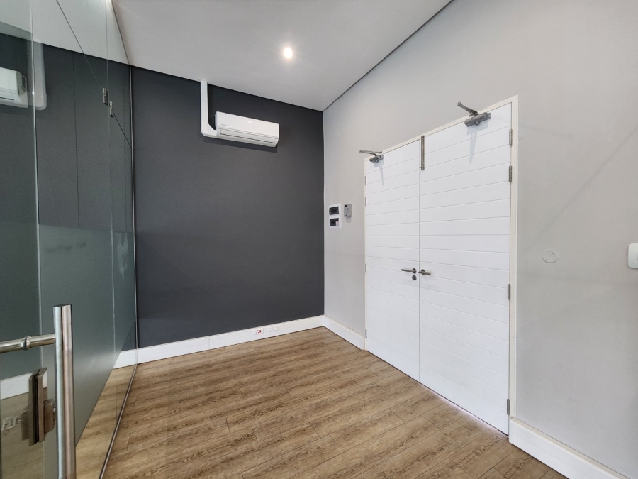 To Let commercial Property for Rent in Paardevlei Western Cape